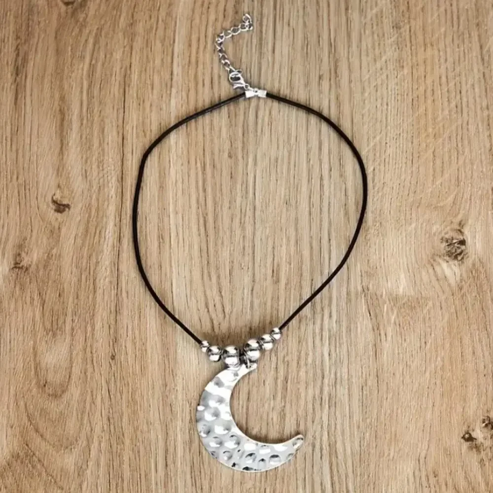 Boho Silver Moon Hammered Necklace Hippy Bohemian - Picture 3 of 6